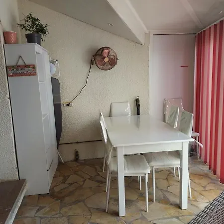 Privatunterkunft Belle Avec Sa Salle De Bain Privee *